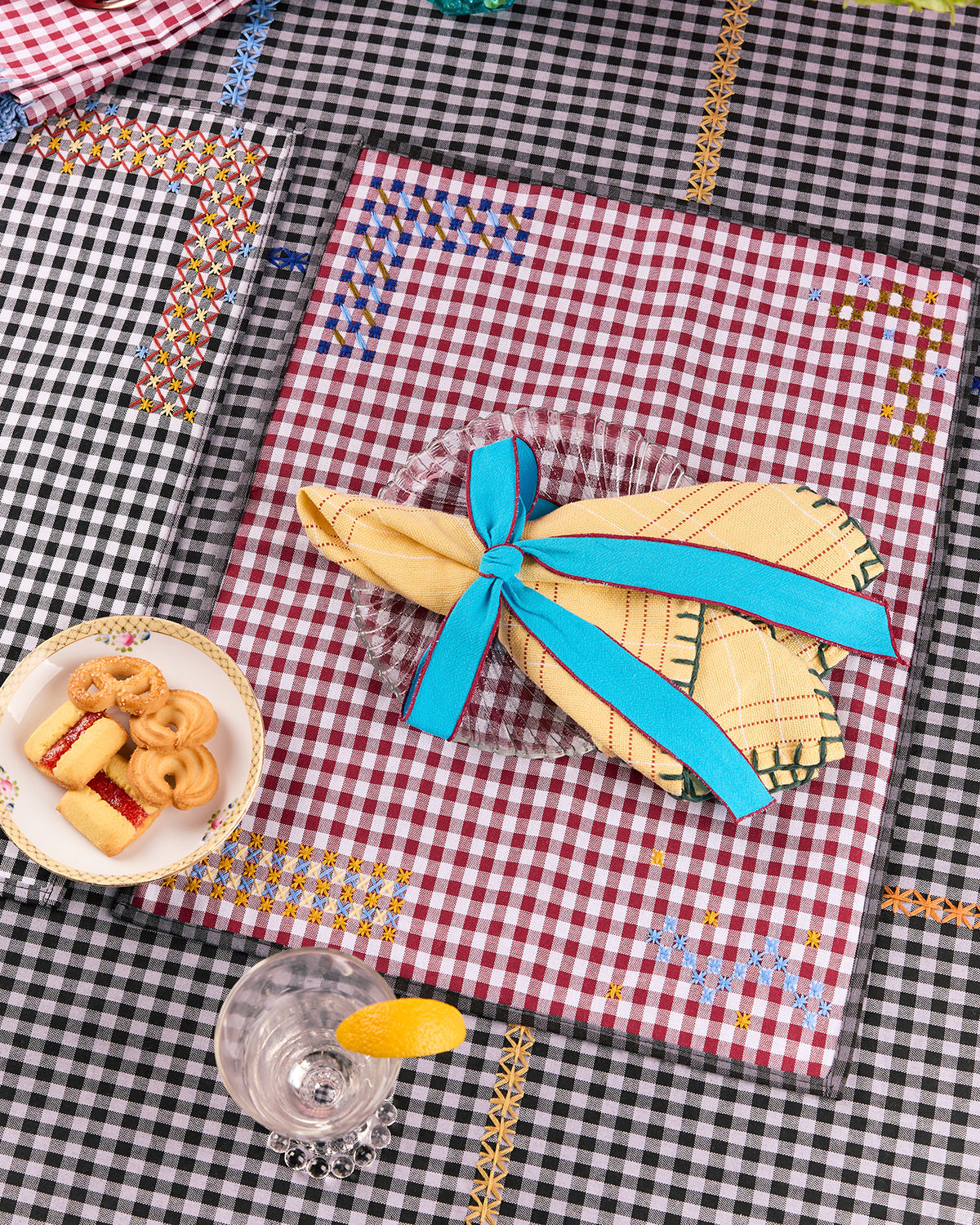 Diente de Perro Hand-Embroidered Napkins - Arte House