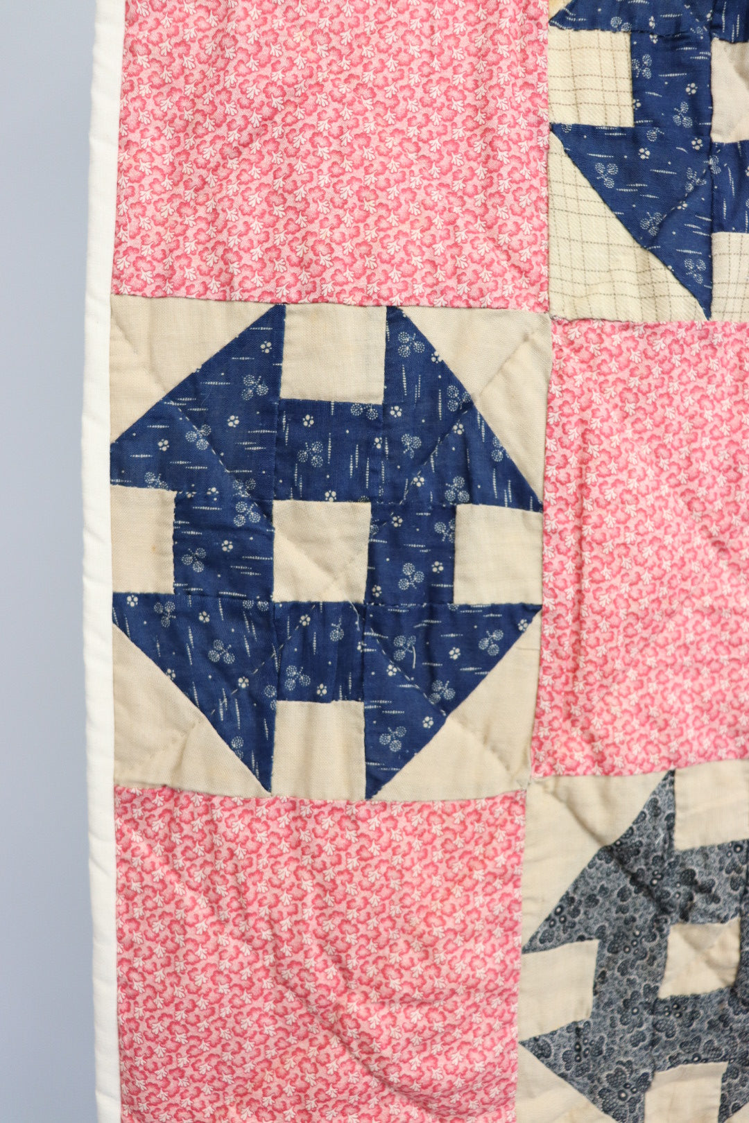 Vintage Churn Dash Quilt 1 - Arte House