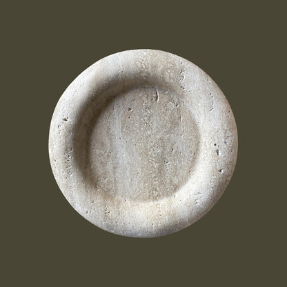 Olli Catch in Travertine