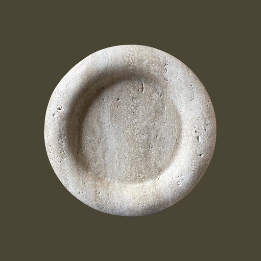 Olli Catch in Travertine