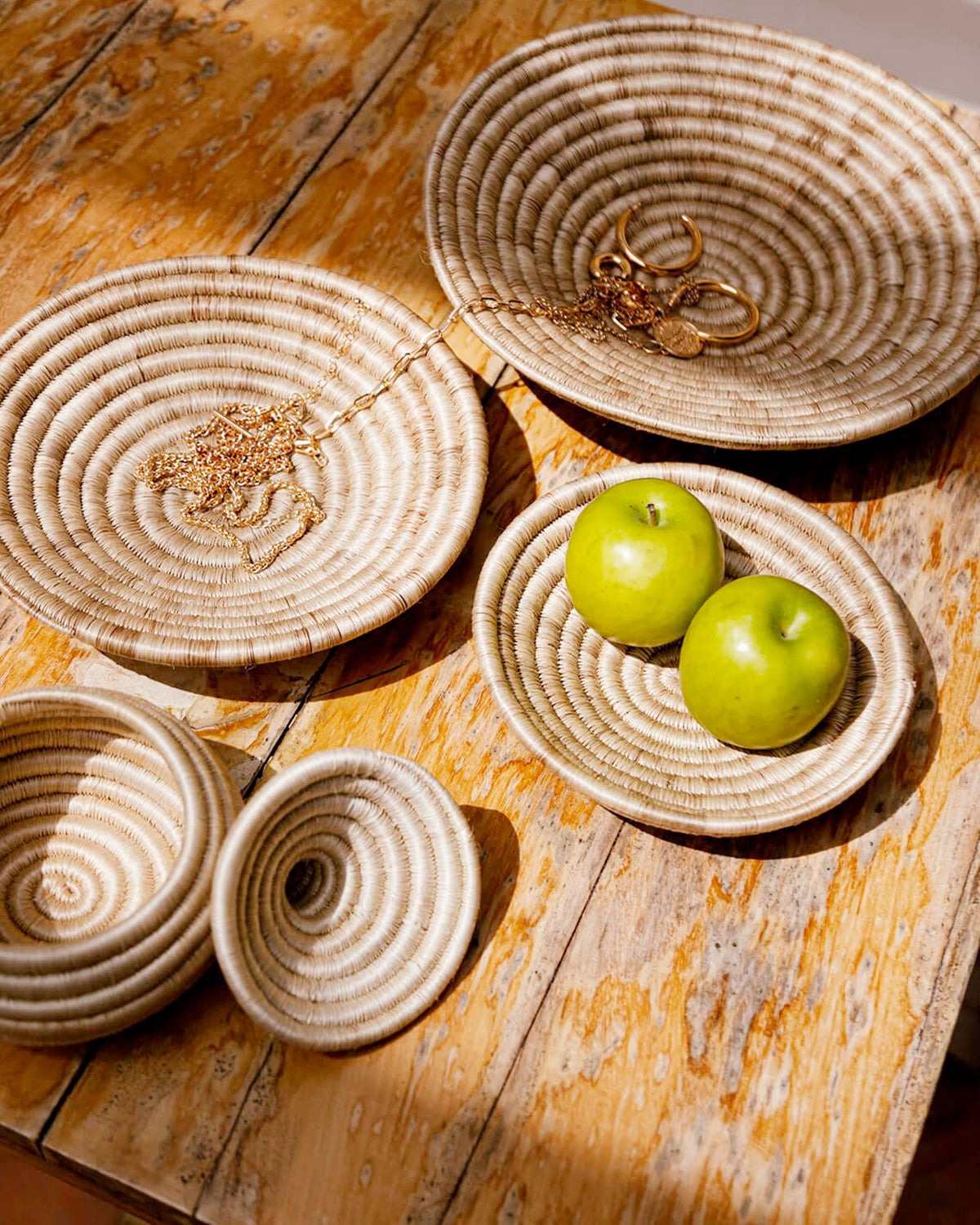 Morenas Woven Plates - Arte House