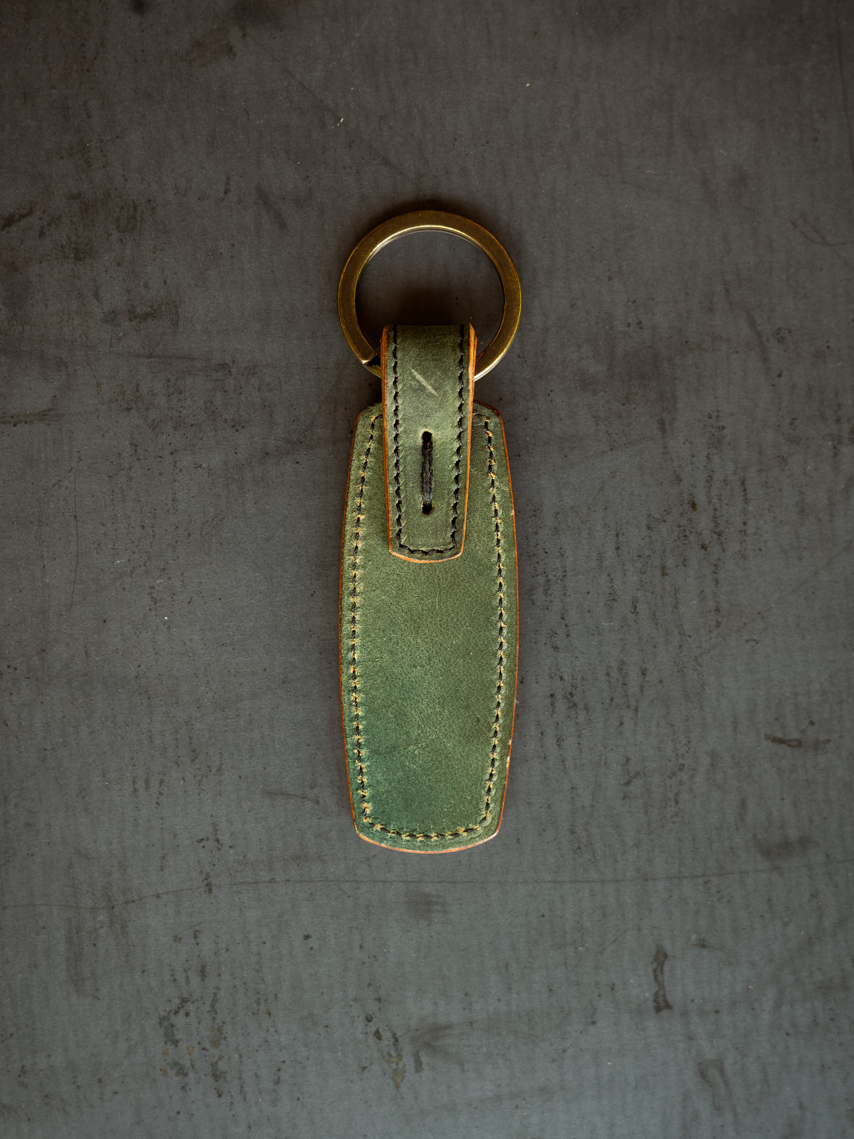 Rover Key Ring - Reverse Black Horween Shell Cordovan - Arte House