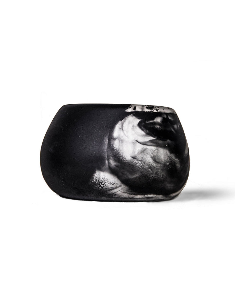 Tula Resin Vase - Arte House