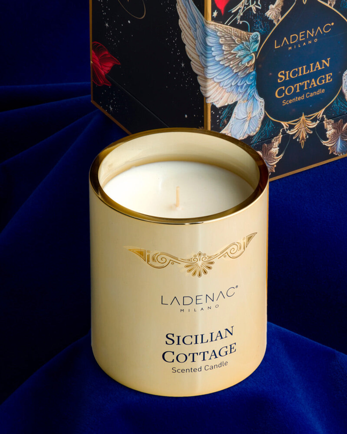 Candle in Jar SICILIAN COTTAGE Bergamot, Osmanthus, Heliotrope, Amber, Patchouli, Vanilla  330gr - Arte House