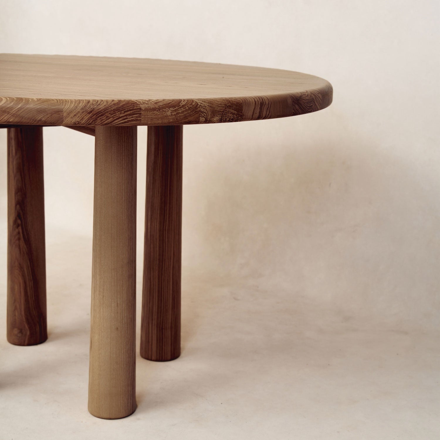 Round Topa Topa Dining Table - Mocha - Arte House